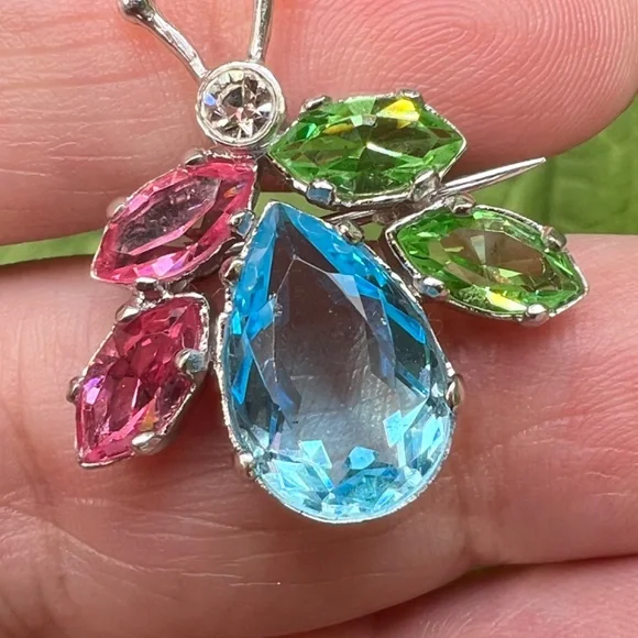 DESIGNER VINTAGE 925 SS CRYSTAL BEETLE BUG PIN BROOCH VIBRANT BLUE PINK GREEN
